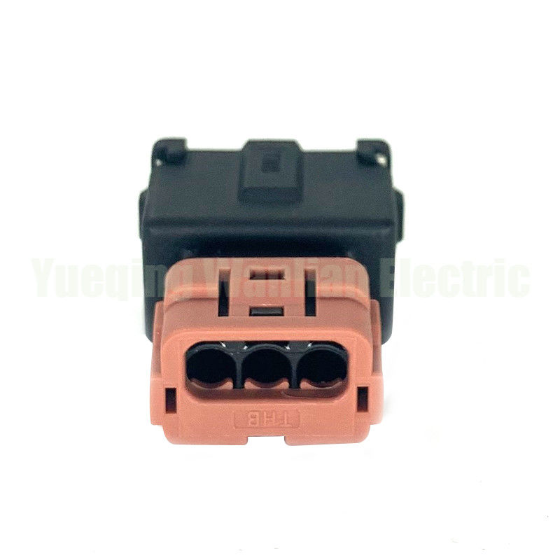 Conector de bobina de encendido de 3 pines PB185-03026 Enchufe de bobina de encendido de alta tensión automotriz