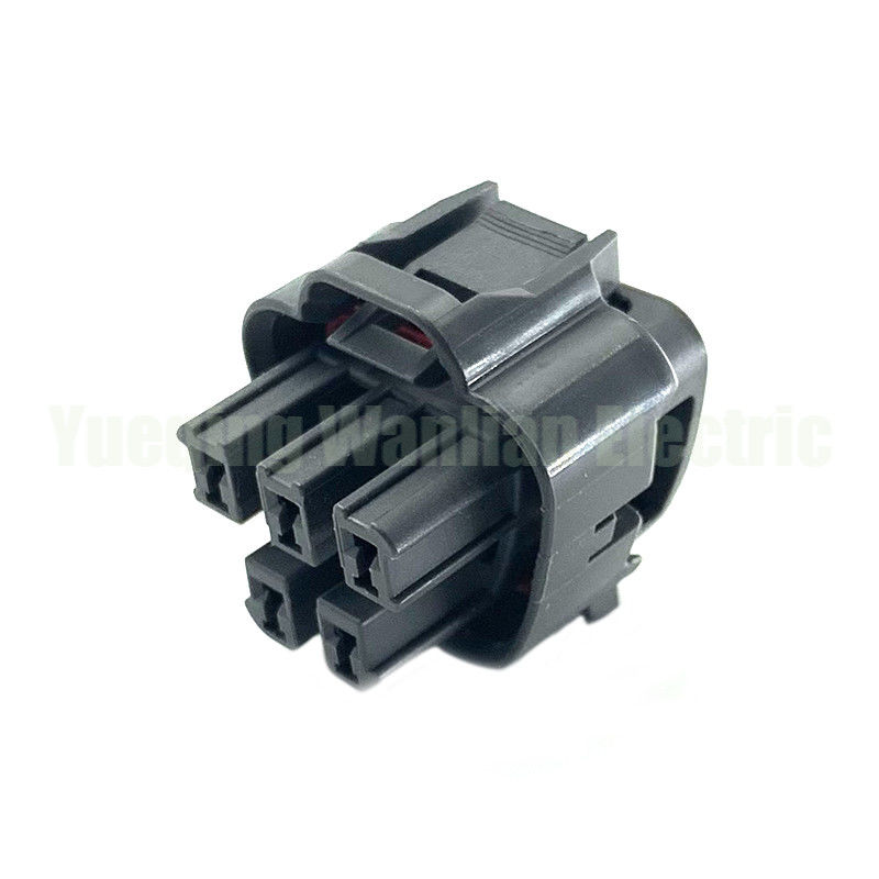 5 Pin MG641521-4 Auto bomba de gasolina de aceite de montaje del enchufe conector resistente al agua femenino