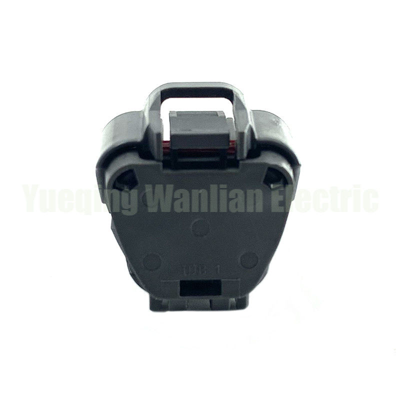 5 Pin MG641521-4 Auto bomba de gasolina de aceite de montaje del enchufe conector resistente al agua femenino