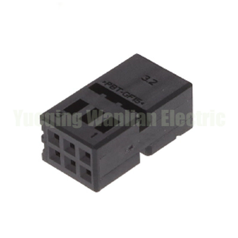 6 Pin 1-1534121-5 1534120-1 Alarma de presión de neumáticos de automóviles Conector de arnés de alambre para puerta de reversa de la cubierta trasera