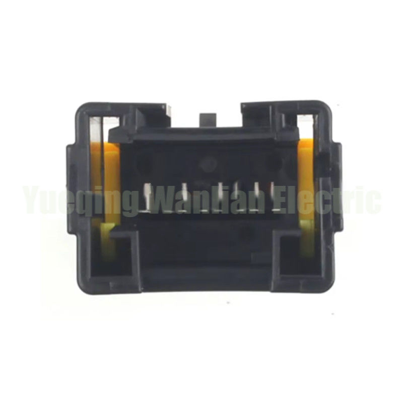 4 Pin 98822-1041 Conector de cable eléctrico para automóviles Asamblea de CA Accesorios para automóviles Enchufe masculino