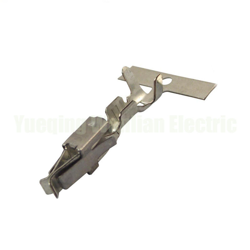 144432-1 Empalmes para automóviles Encasillado de terminales de alambre Encasillado de terminales Conector de carcasa de terminales eléctricos automotrices Encasillado de terminales eléctricos